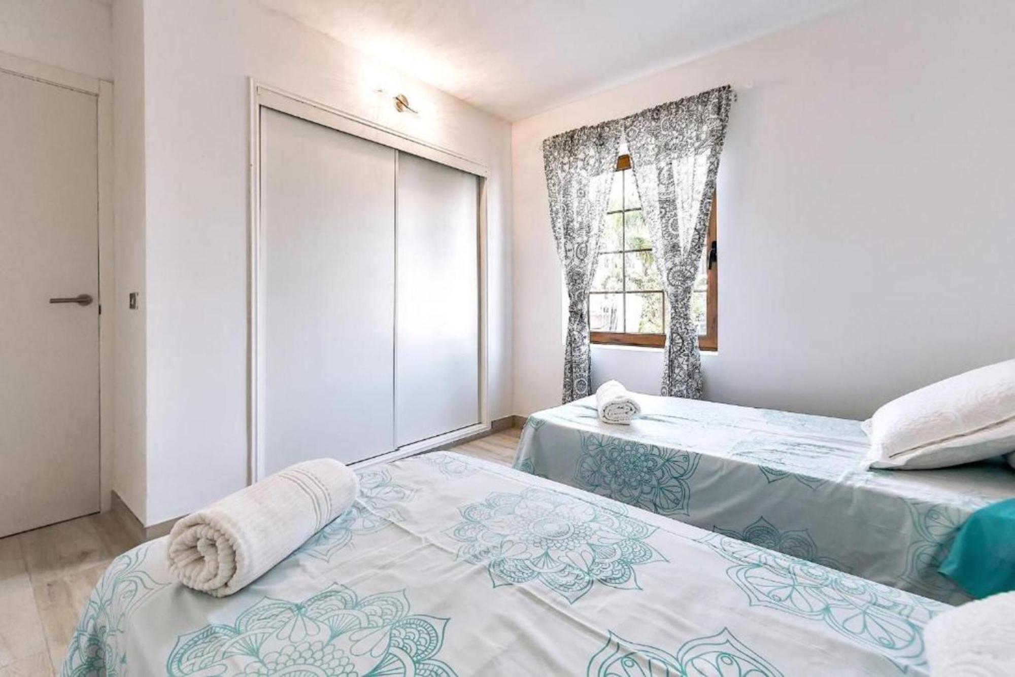 Two Bedroom Apartment In Playa De Las Americas, Free Wifi Eksteriør billede